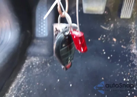 2015 Jeep Cherokee Latitude из США, поврежденный, VIN 1C4PJLCB0FW607712